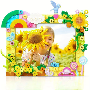COLORFUL PHOTO FRAMES MADE OF BLOCKS | 128 pieces