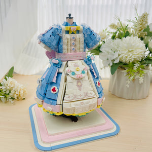 DRESSES FOR DOLL TO BUILD | 1682 pieces