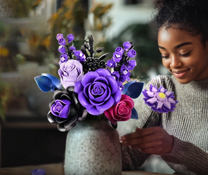 ROMANTIC BOUQUET OF PURPLE ROSES | 736 pieces