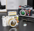 ANALOG CAMERAS | 556 pieces