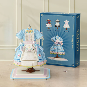 DRESSES FOR DOLL TO BUILD | 1682 pieces