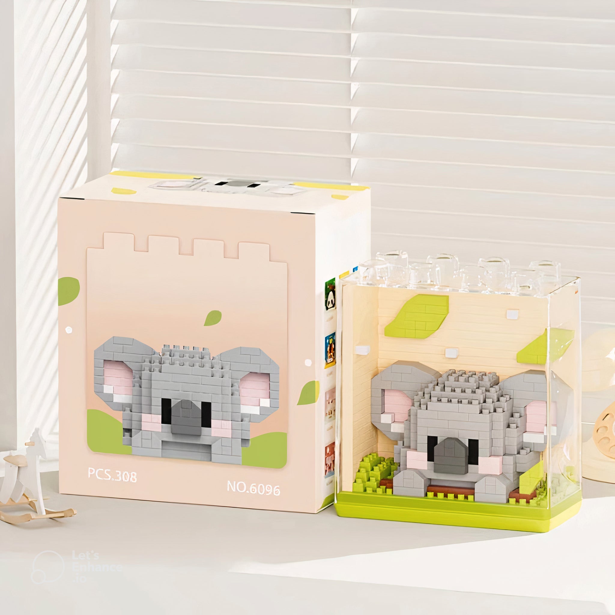 TINY ANIMALS IN TRANSPARENT BLOCKS | 337 pieces