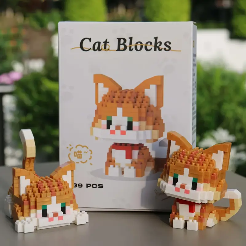 CHARMING MULTICOLORED KITTENS | 439 pieces