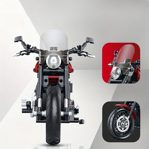 RED MOTORCYCLE WITH A V2 ENGINE 1:8 | 542 pieces