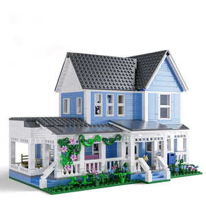 LOREAI AND RORY'S BLUE AND WHITE HOUSE | 1107 pieces