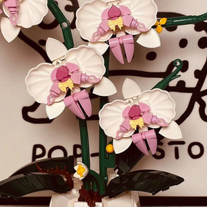 ORANGE ORCHID IN A POT | 606 pieces