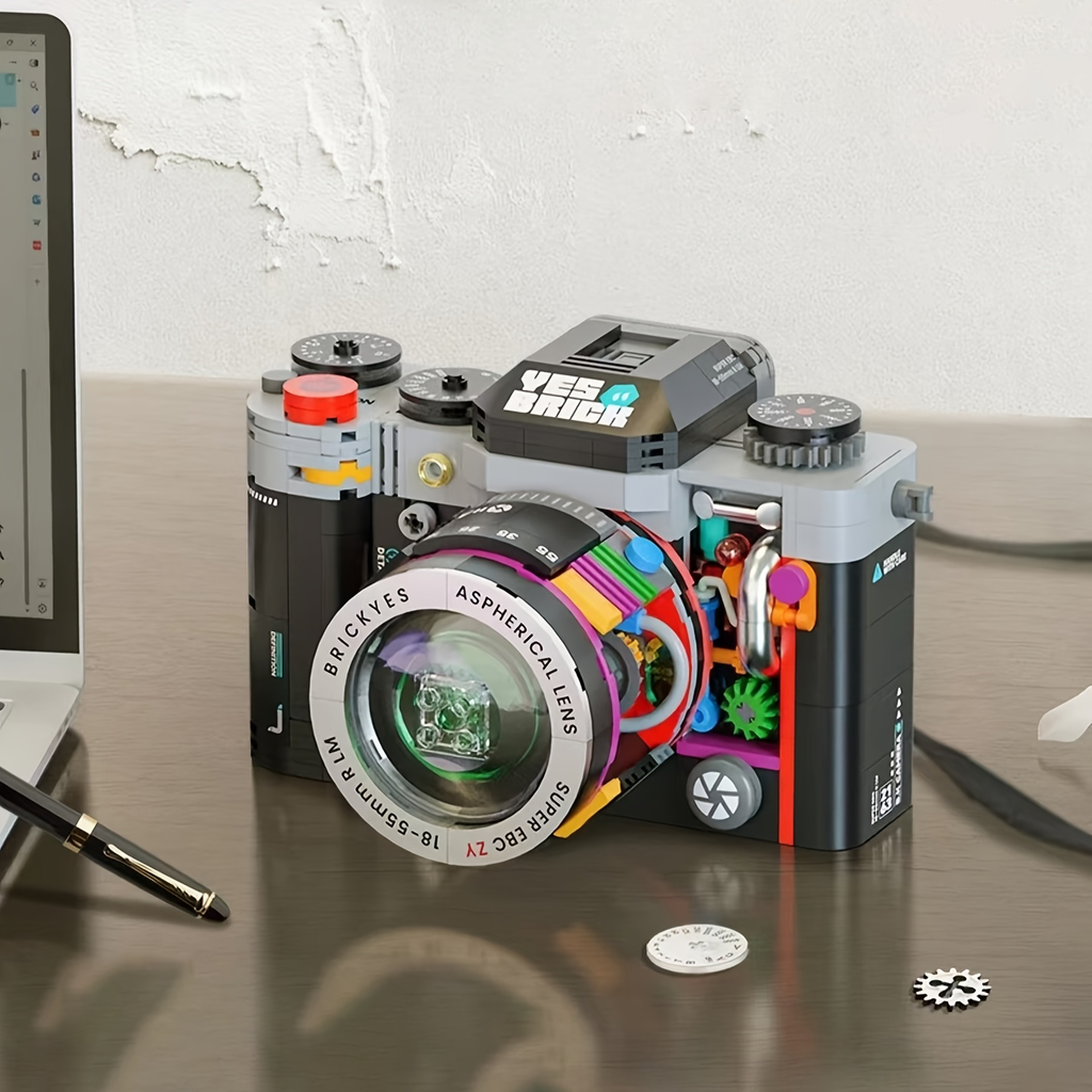 ANALOG CAMERA | 556 pieces