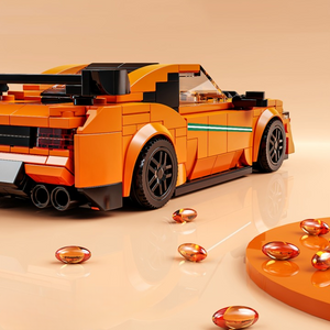 ORANGE CAR WITH DISPLAY CASE | 311 pieces