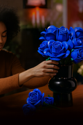 BOUQUET OF 12 DARK BLUE ROSES | 608 pieces